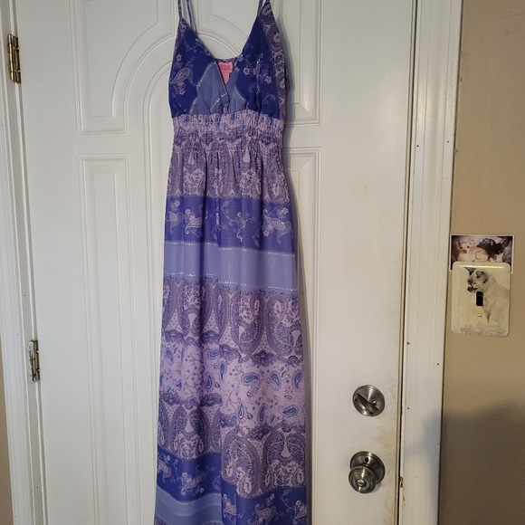 A beautiful sparkling maxi dress. Stunning on. - Picture 1 of 6